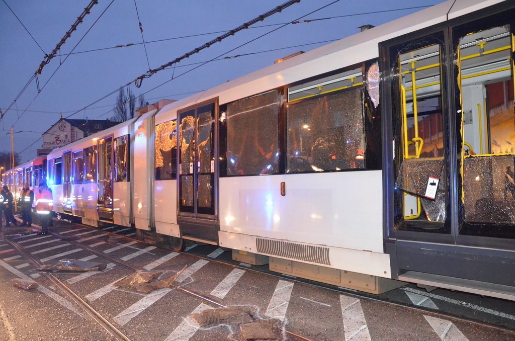 VU Kran Strab Koeln Ehrenfeld Stammstr Ehrenfeldguertel P047.JPG - Miklos Laubert